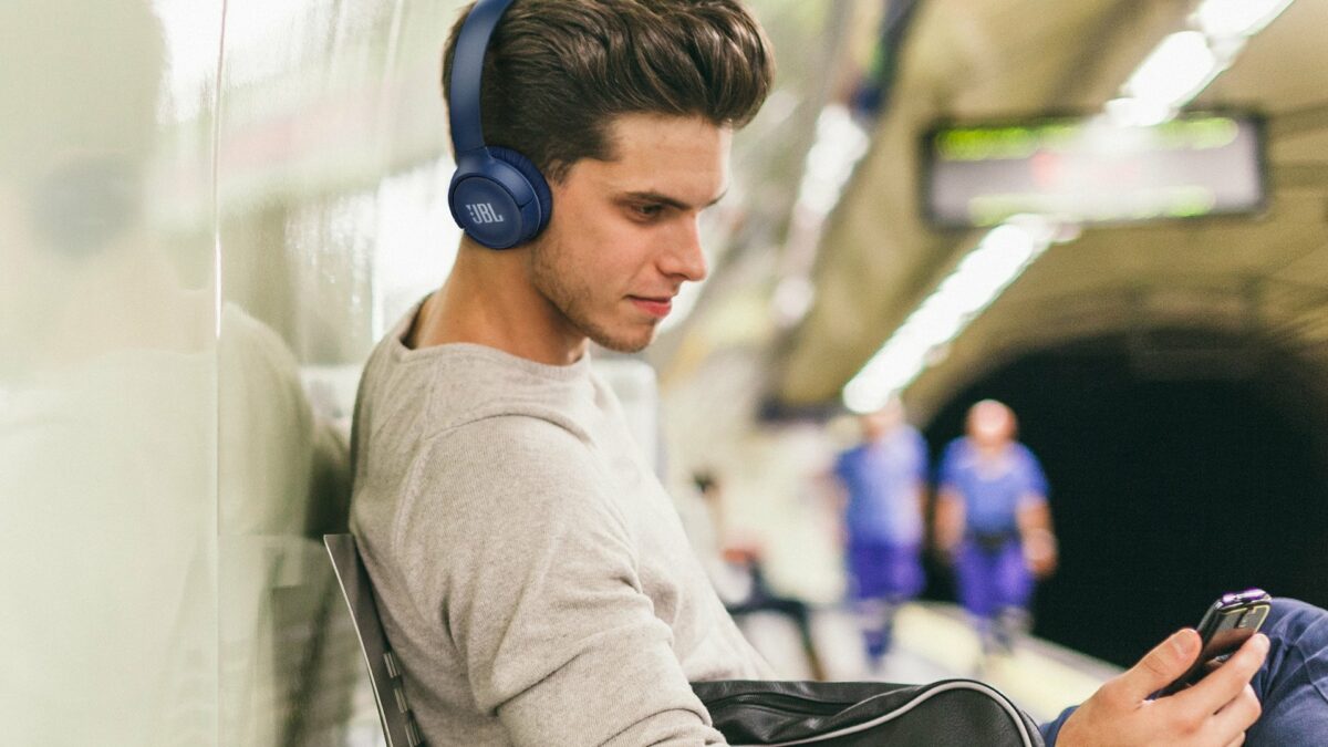 How to Choose Your Ideal Headphones
