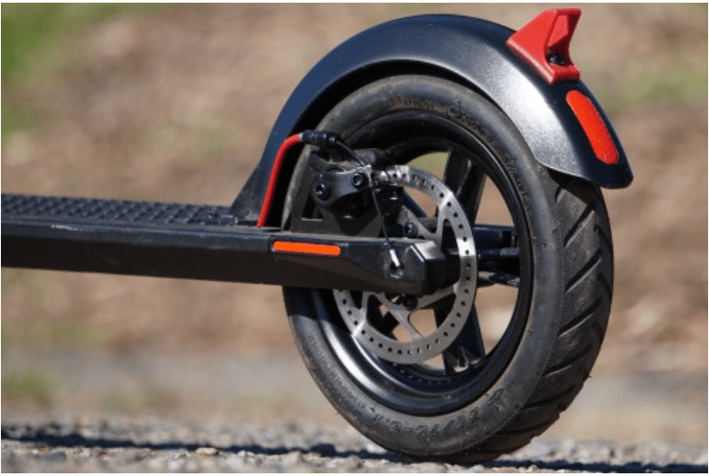 GoTrax GLX V2 air-filled tires