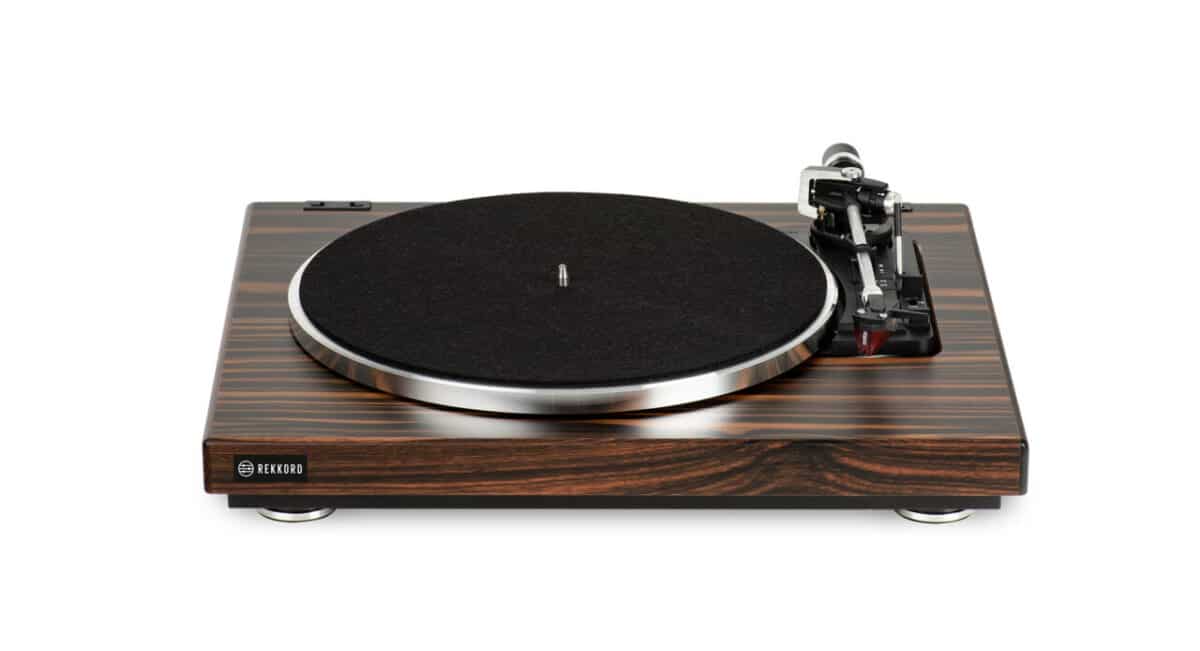 Rekkord F400 turntable