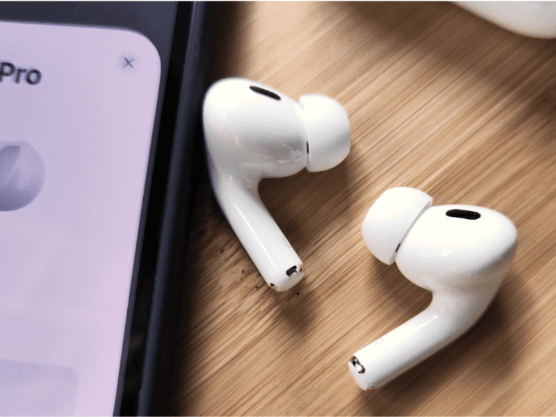 Apple could add a display to AirPods case in the coming years