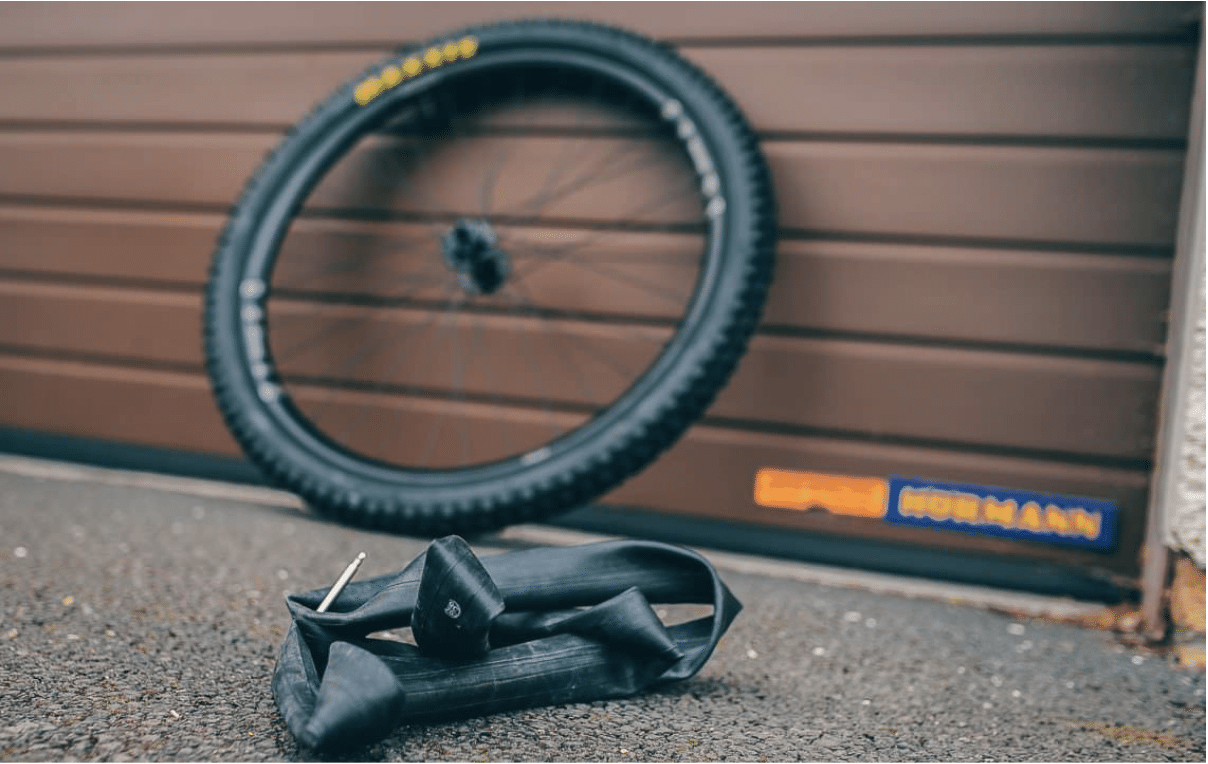 Tubeless tires pros