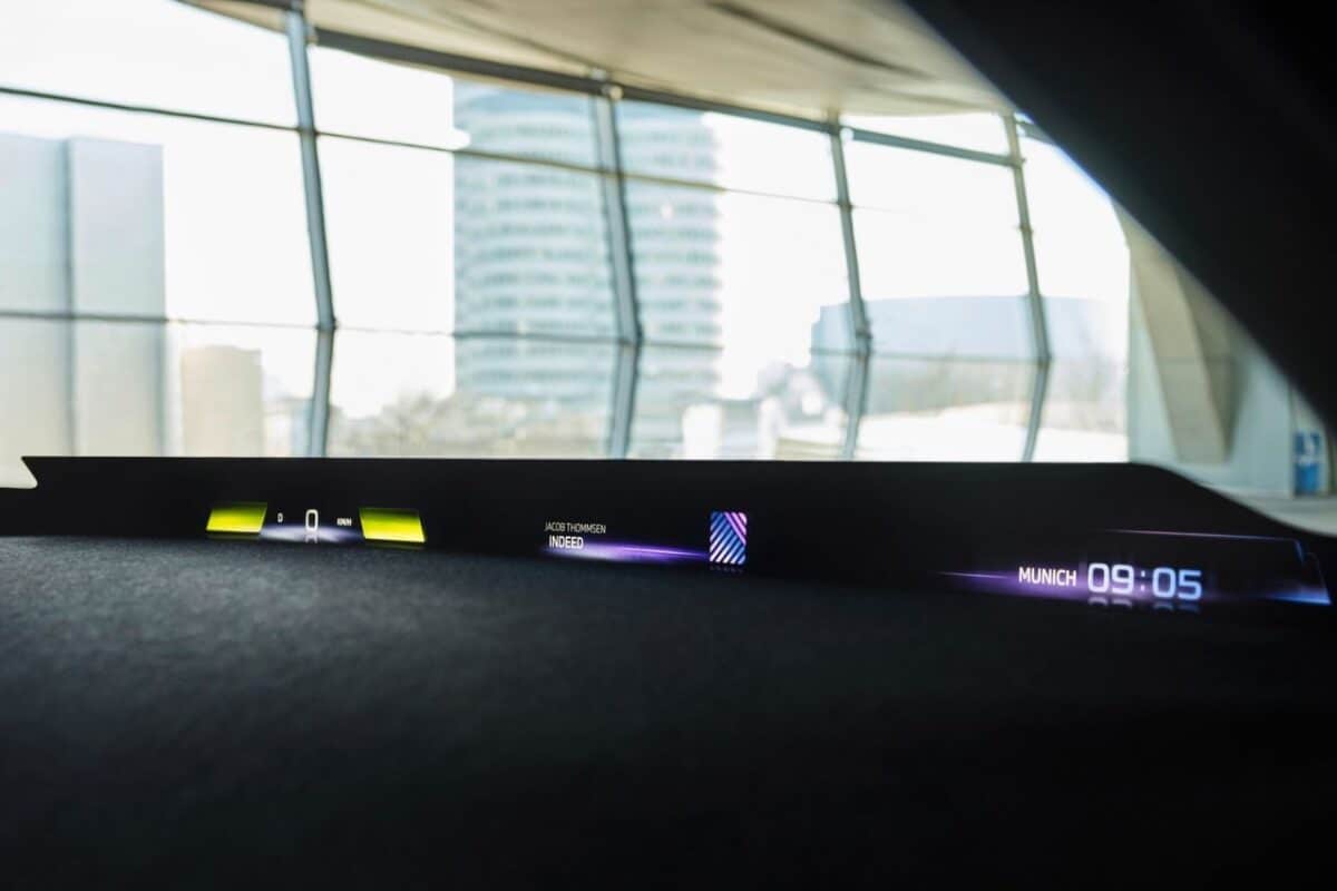 BMW panoramic display