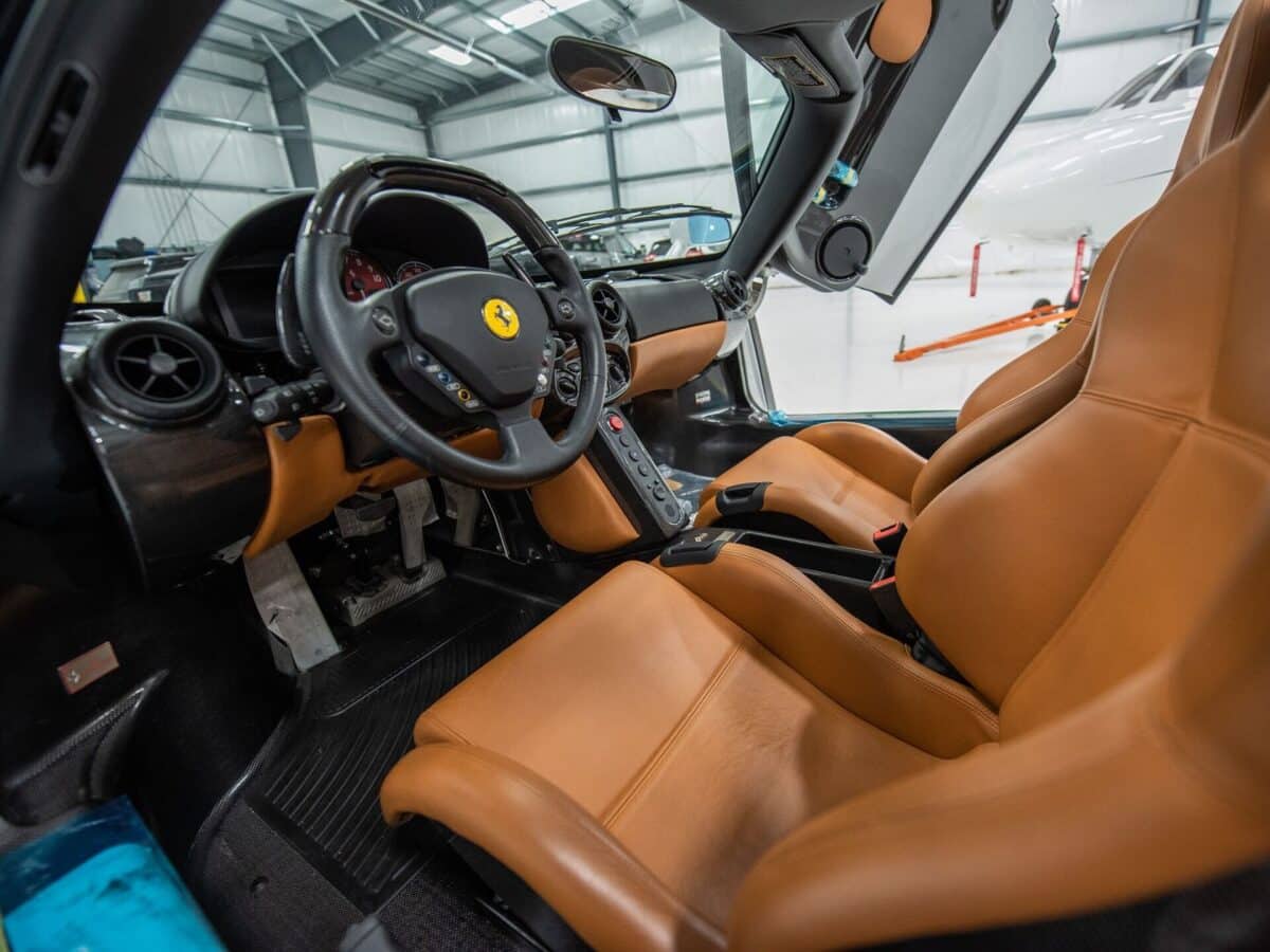 Ferrari Enzo interior
