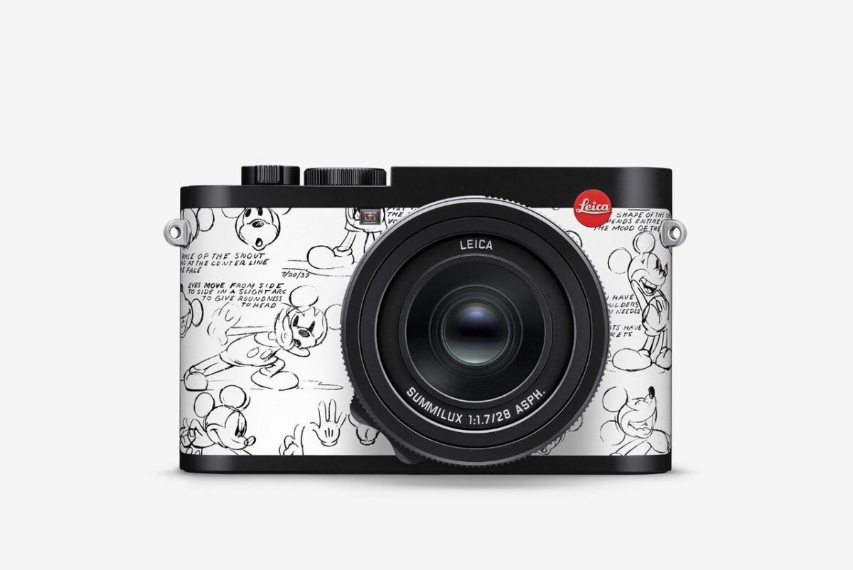 Leica Q2 Mickey Mouse special edition