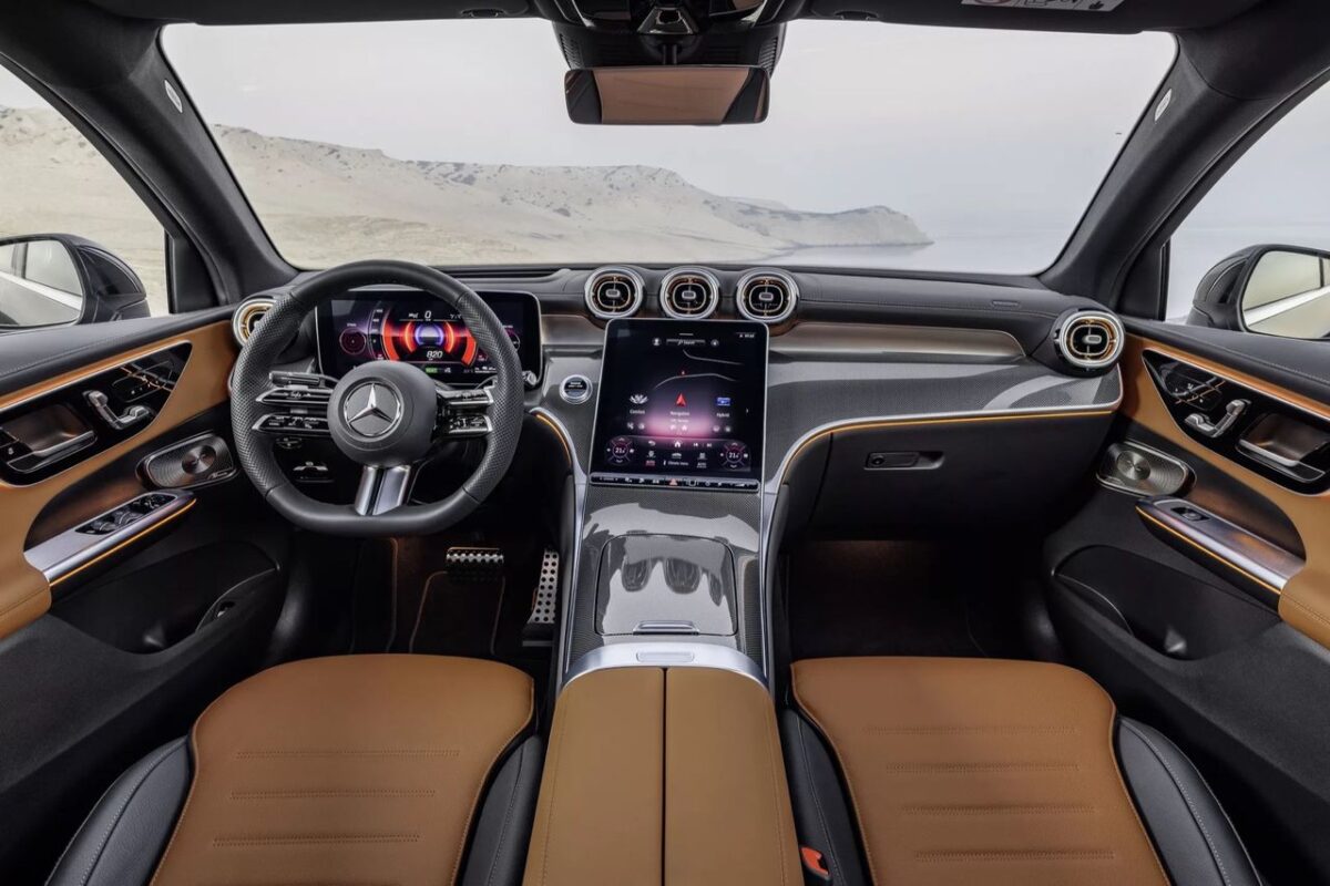 Mercedes GLC Coupe_interior