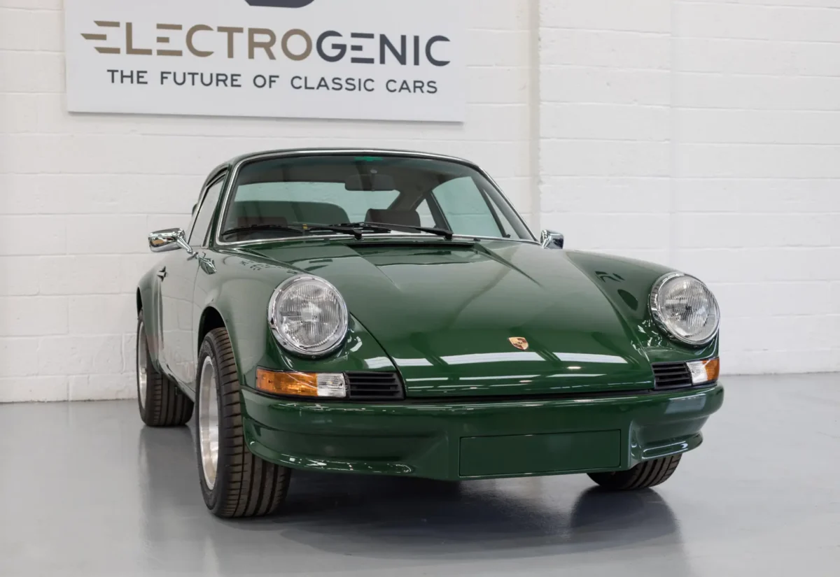 Plug and play kit turns old Porsche 911 into electric vehicle
