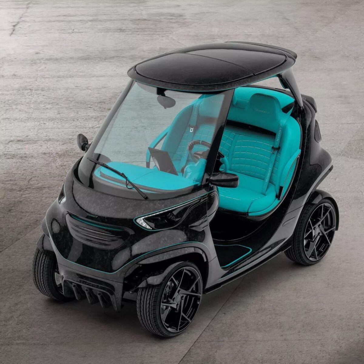 10-HP Golf Cart