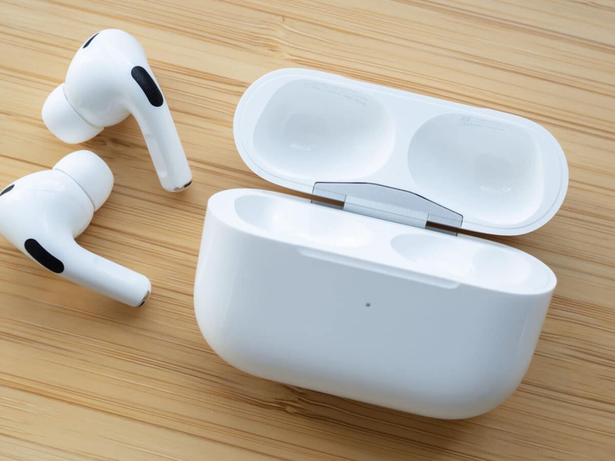 Carl Pei tests Apple’s AirPods Pro 2