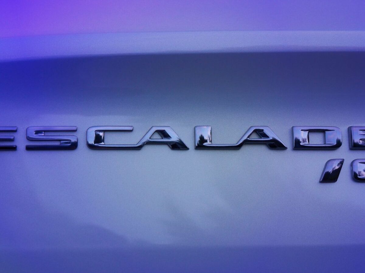 Cadillac Escalade will be available as an electric vehicle