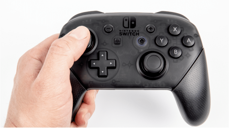 Nintendo Switch Pro Controller - Review - Gadget Advisor