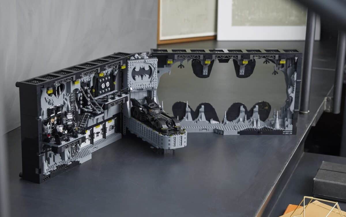 Lego Batcave - Shadow Box