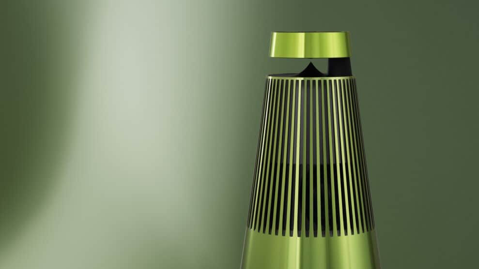 Beosound 2 speaker forest green