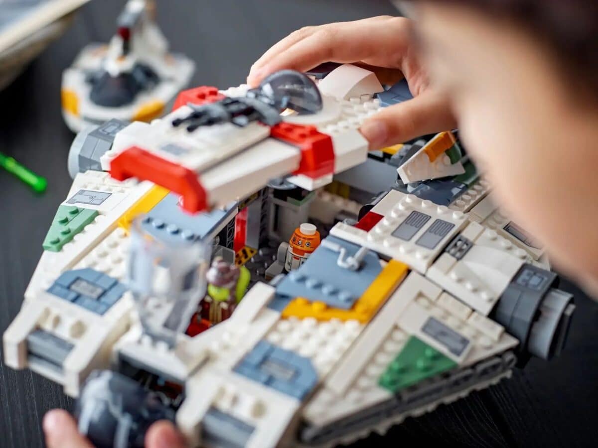 Lego Ahsoka spacecrafts