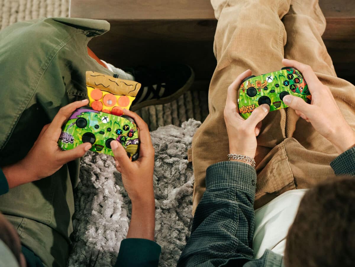 Pizza-Scented Xbox and TMNT: Mutant Mayhem Controller