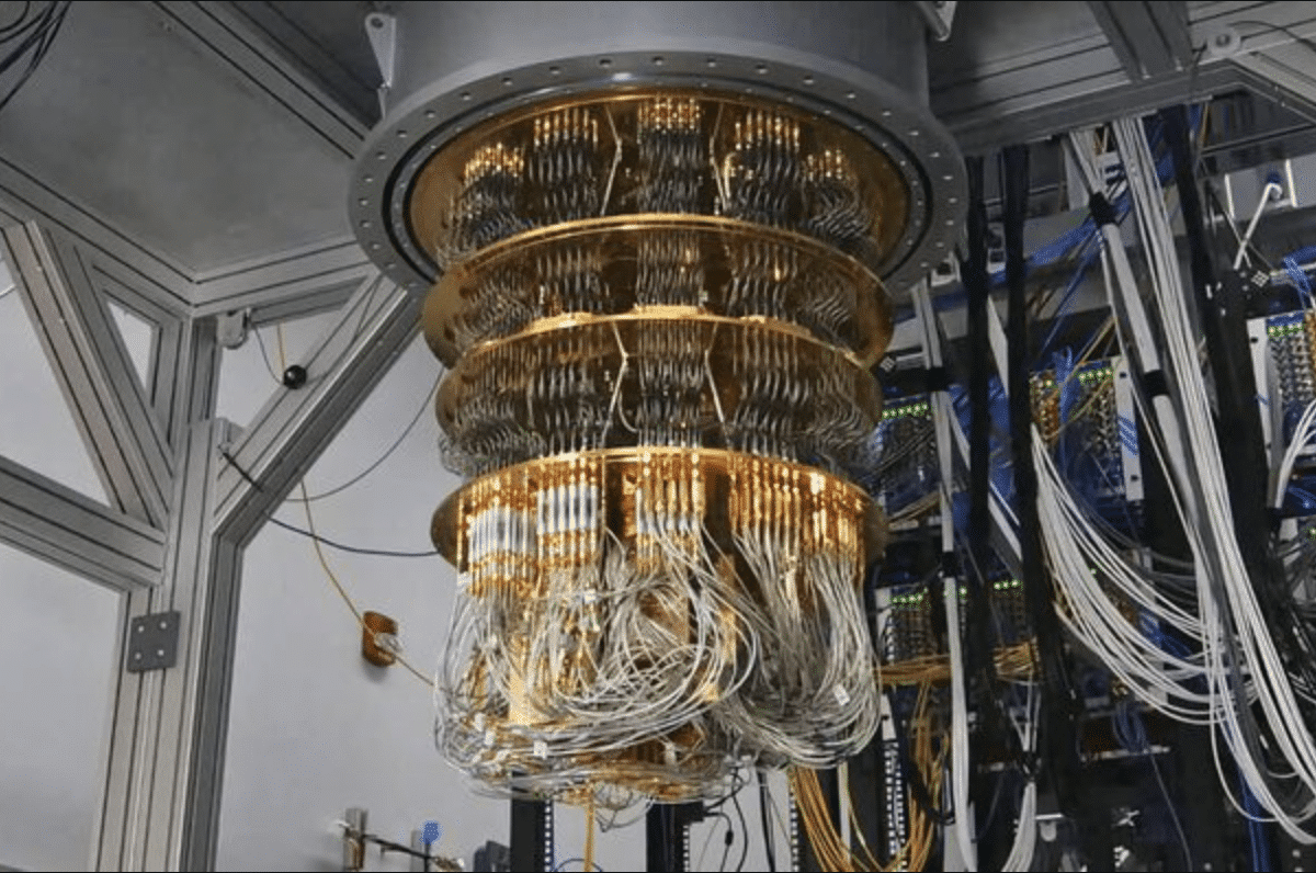 quantum computer with 70 qubits