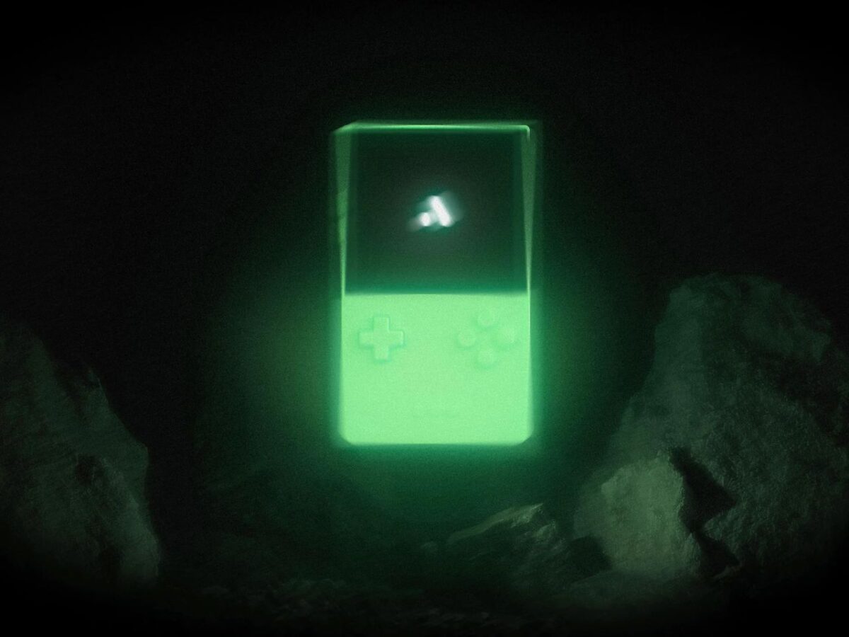 Analogue Pocket: Glow in the Dark