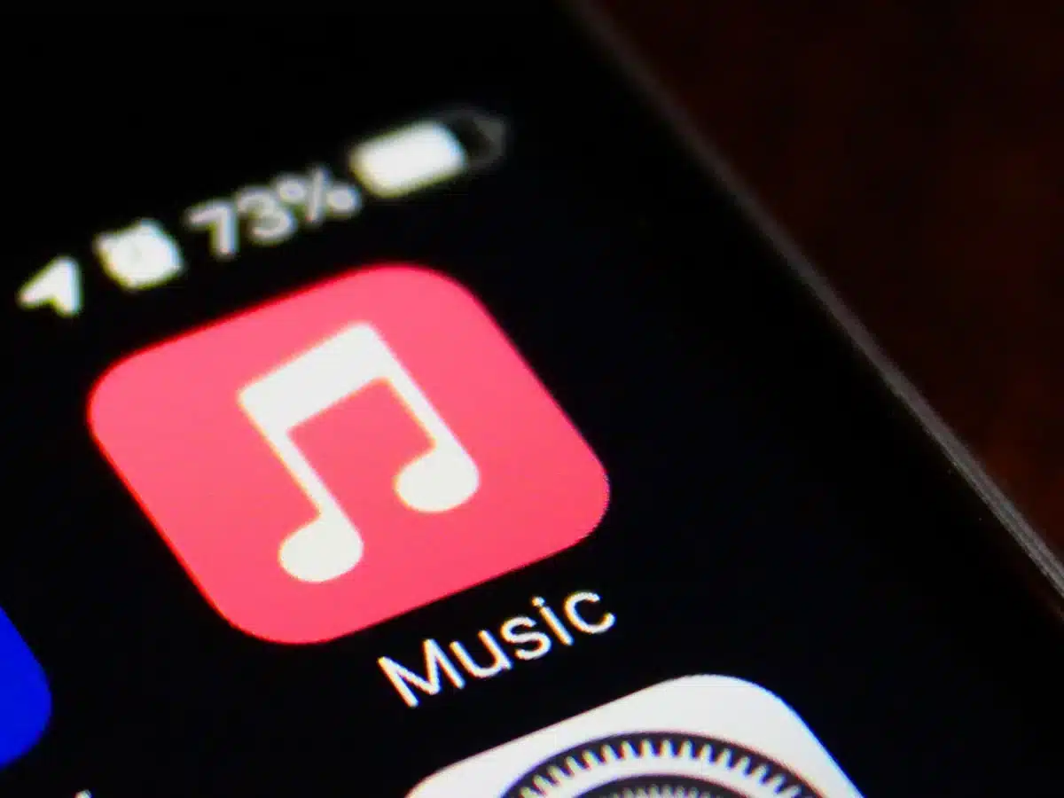 Apple Music launches new algorithmic radio stations