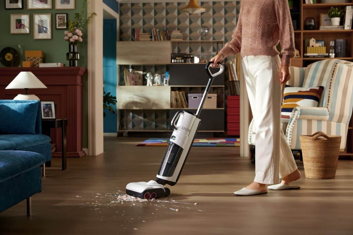 Revolutionizing Home Cleaning with the Roborock Dyad Pro Combo - NXT