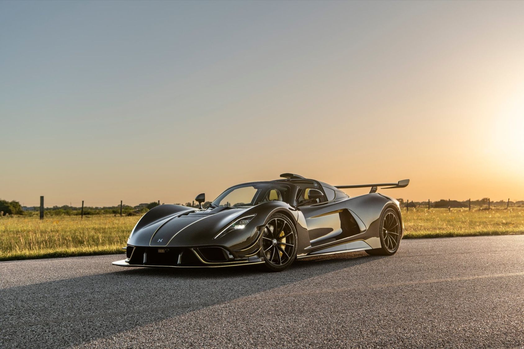 Venom F5 Revolution Roadster