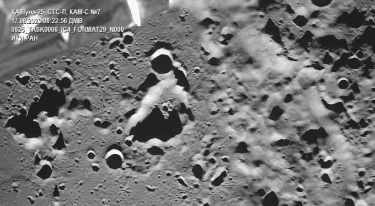 image of the lunar surface sent back by Luna 25 before it crashed