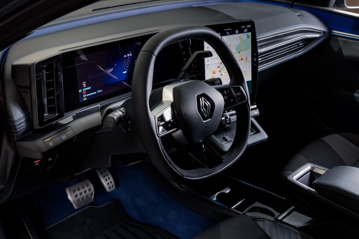 Renault Fully Electric Scenic interior