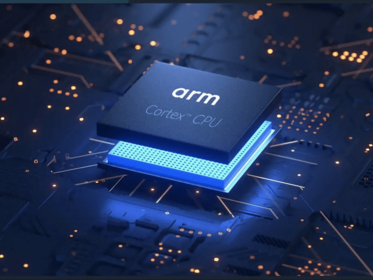 Intel invests in the competitor ARM