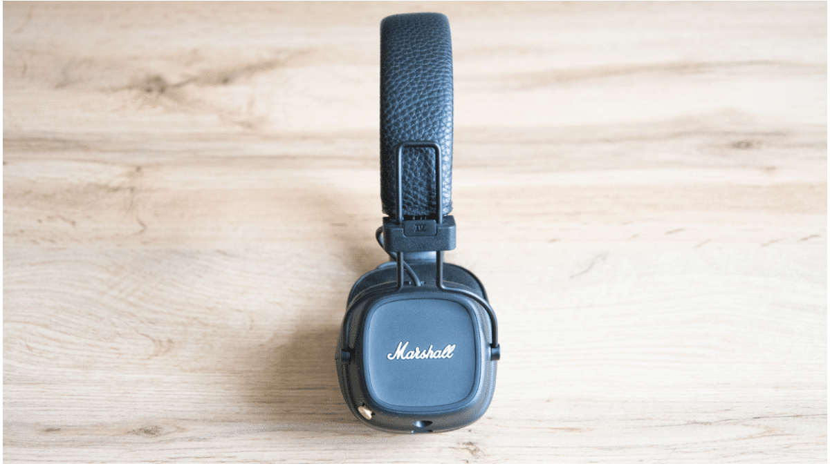 Marshall Major IV Wireless Bluetooth headphones