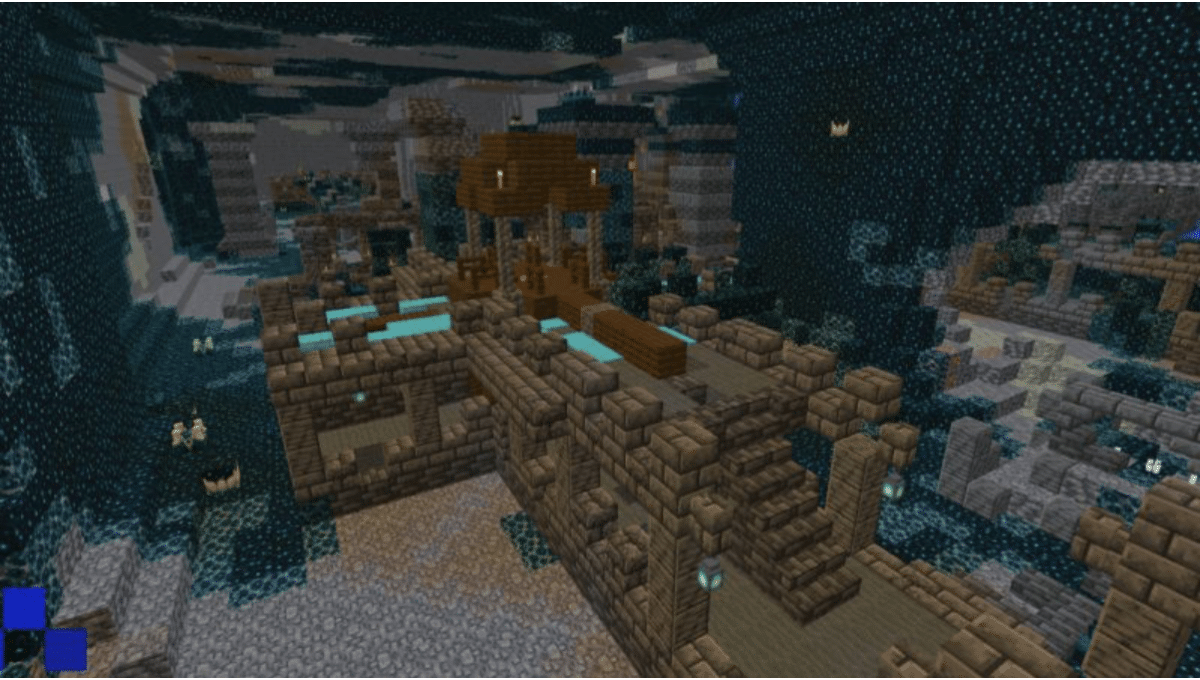 Exploring Ancient Cities in Minecraft